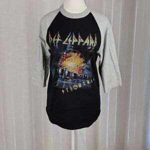 Vintage Style Rock Def Leppard concert shirt Womens Small 3/4 Sleeve